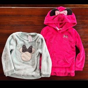 2 Minnie Mouse Pullovers